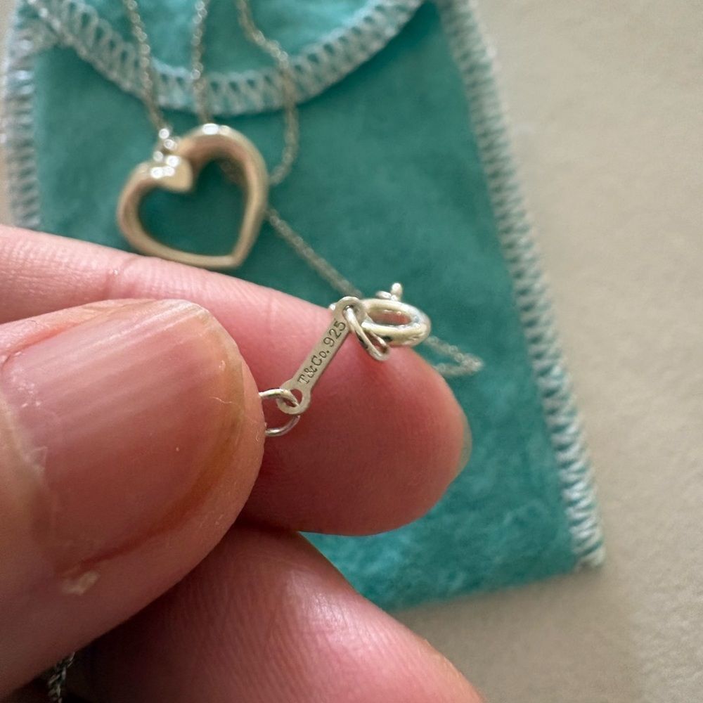 Tiffany & Co. Open heart Necklace - Picture 3 of 4